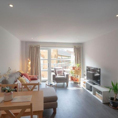 Gorgeous Spacious 2 Bed 2 Bath Apartment Лестер Екстер'єр фото