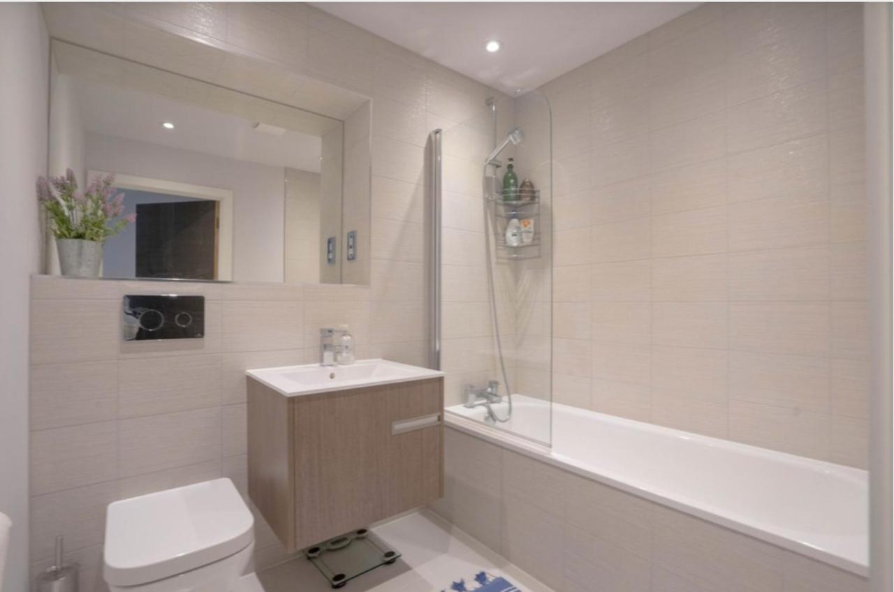 Gorgeous Spacious 2 Bed 2 Bath Apartment Лестер Екстер'єр фото